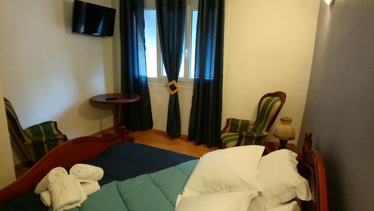 Le Passage De Hotel